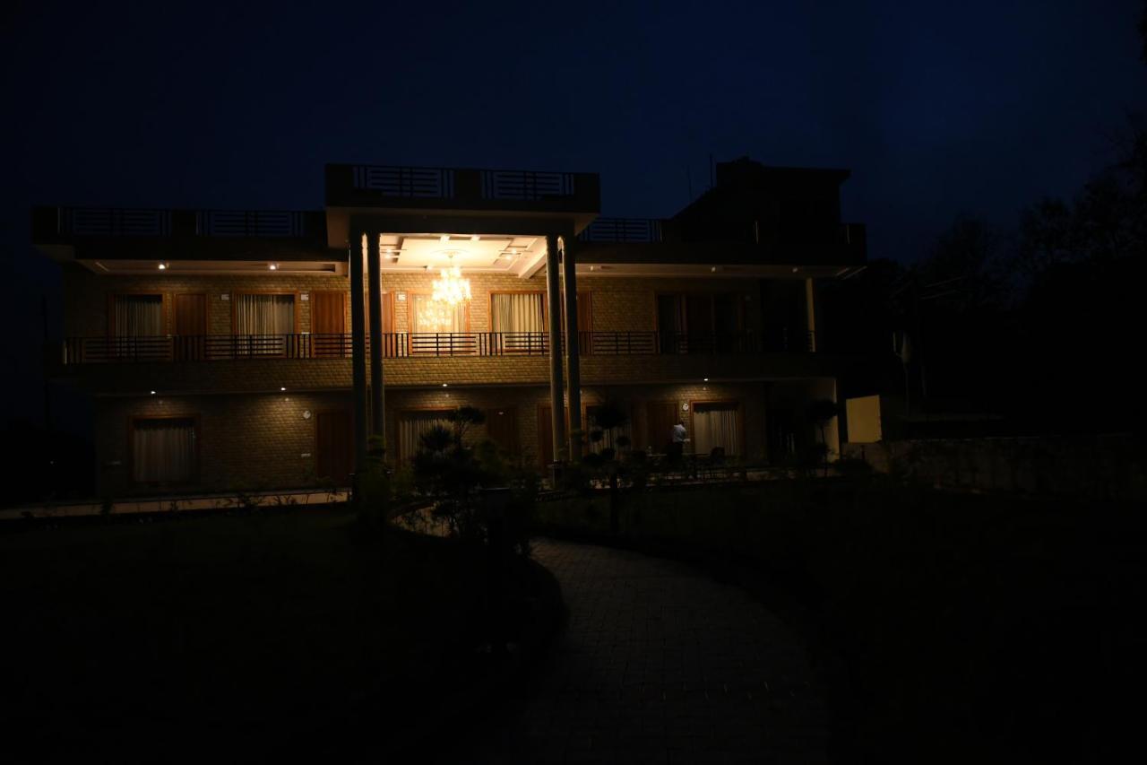 Vasant Corbett Resort Rāmnagar Extérieur photo